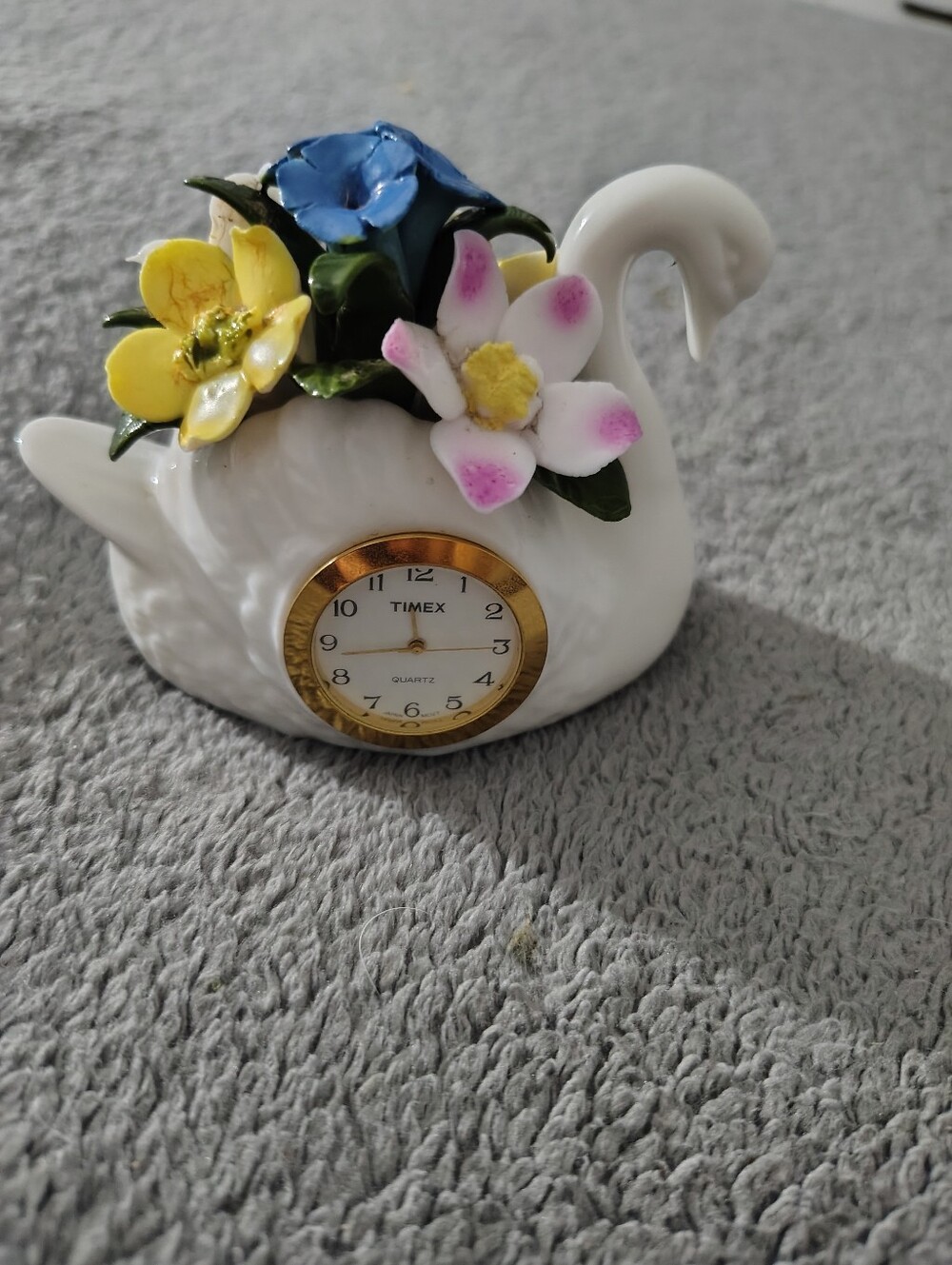 Vintage Timex Miniture Porcelain Swan Clock